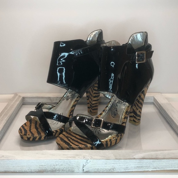 Zebra heels - Picture 1 of 6